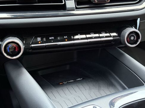 New 2026 Chevrolet Equinox EV RS FWD image 17