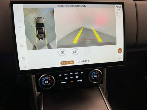 Used 2023 Land Rover Range Rover SE image 23