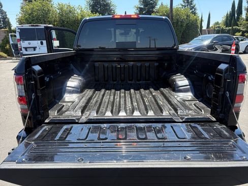 Used 2026 Nissan Frontier PRO-4X AWD/4WD image 31