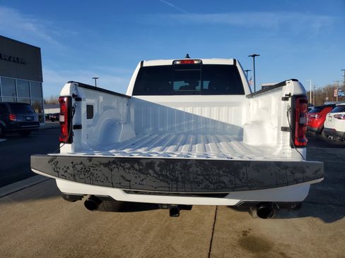 New 2026 RAM 1500 Express image 24