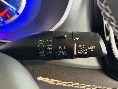 Used 2022 Chrysler Pacifica Touring-L w/ S Appearance Package image 16