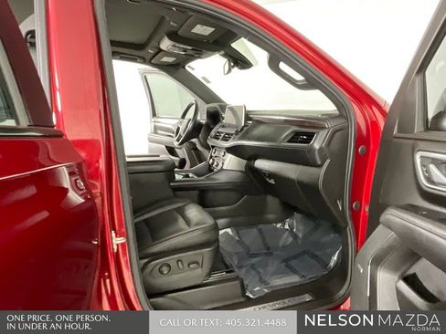 Used 2021 Chevrolet Tahoe Z71 w/ Rear Media and Nav Package image 14