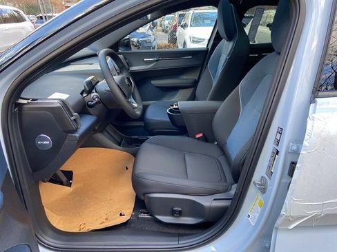 New 2025 Volvo EX30 Ultra w/ Climate Package image 10