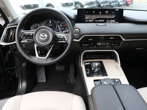 Certified 2025 MAZDA CX-90 3.3 Turbo w/ Preferred Package AWD/4WD image 12