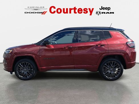 Used 2022 Jeep Compass High Altitude AWD/4WD image 8