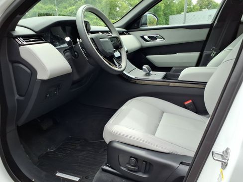 New 2026 Land Rover Range Rover Velar S AWD/4WD image 17