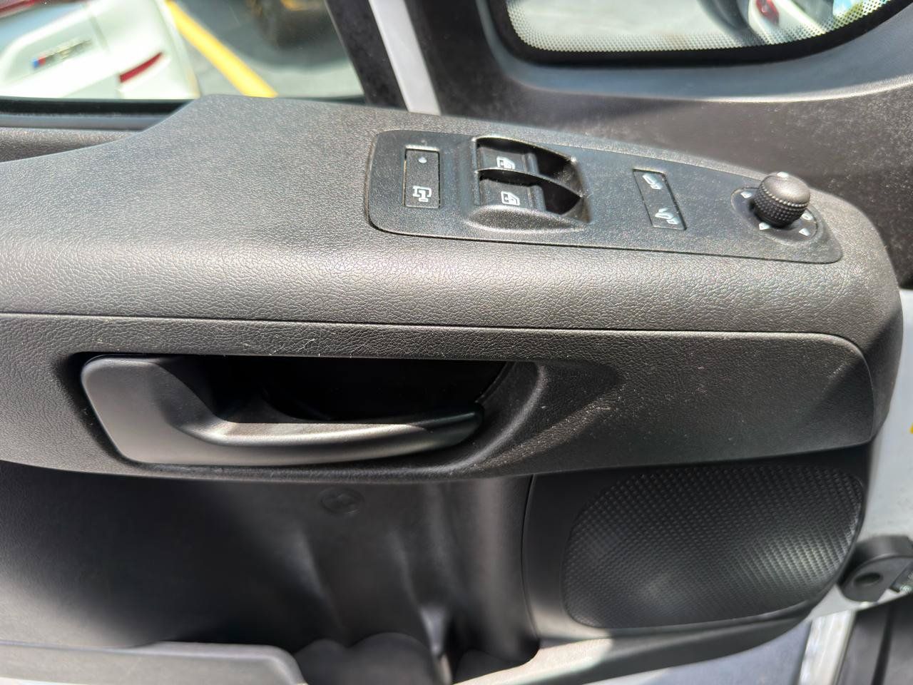 Used 2024 RAM ProMaster 2500 w/ Convenience Group FWD image 15