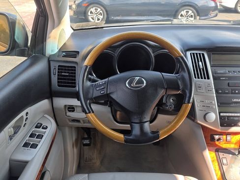 Used 2006 Lexus RX 330 AWD image 15
