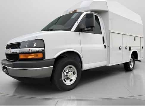 New 2025 Chevrolet Express 3500 w/ Power Convenience Package RWD image 1