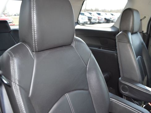 Used 2017 GMC Acadia Limited SLT AWD/4WD image 26