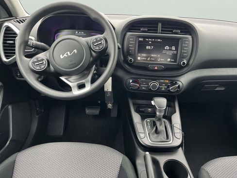New 2025 Kia Soul LX image 13