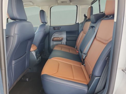 Certified 2024 Ford Maverick Lariat FWD image 17
