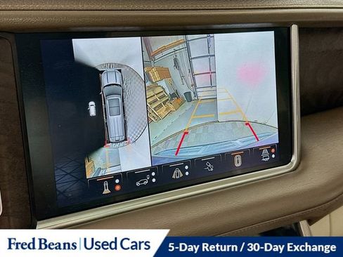 Used 2023 GMC Yukon XL Denali w/ Advanced Technology Package AWD/4WD image 16