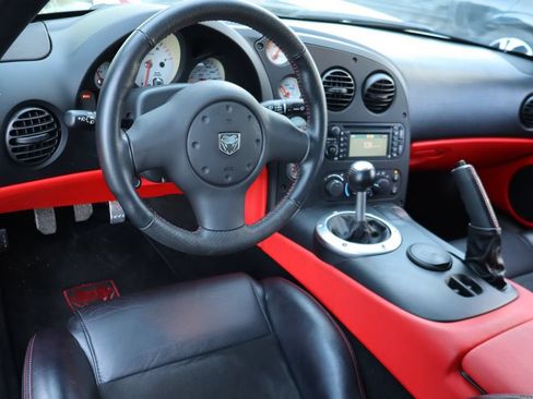 Used 2010 Dodge Viper SRT-10 w/ Protection Group RWD image 4