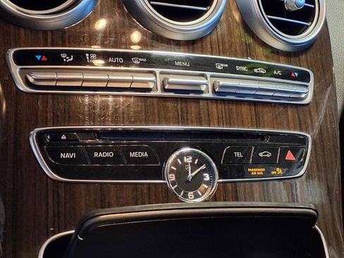 Used 2015 Mercedes-Benz C 300 4MATIC Sedan image 18