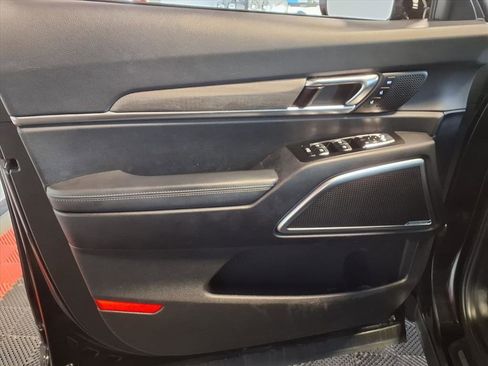 Used 2022 Kia Telluride SX image 19