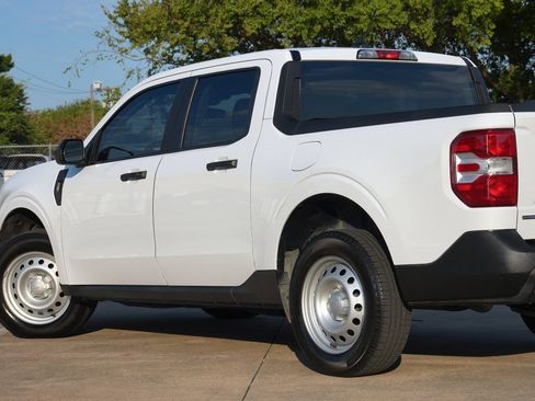 Used 2023 Ford Maverick XL FWD image 33