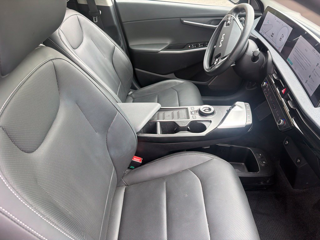 Used 2024 Kia EV6 Wind w/ Wind Technology Package RWD image 11