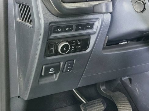 Used 2024 Ford F150 Platinum w/ Equipment Group 702A High AWD/4WD image 13