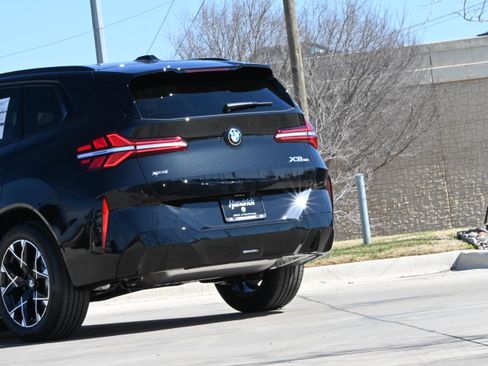 New 2026 BMW X3 xDrive30 image 5