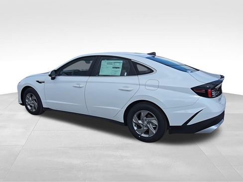 New 2026 Hyundai Sonata SE FWD image 6