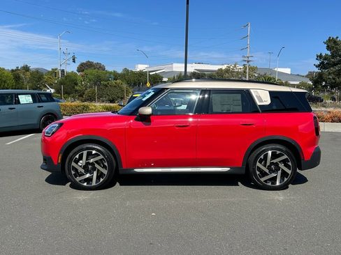 New 2026 MINI Cooper Countryman S image 2