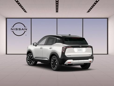 New 2026 Nissan Kicks SV w/ SV Premium Package AWD/4WD image 7