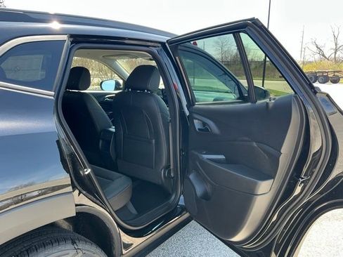 New 2026 Chevrolet Trax ACTIV w/ Driver Confidence Package FWD image 18