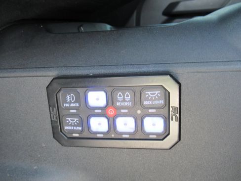 Used 2023 Ford Bronco 4-Door AWD/4WD image 19