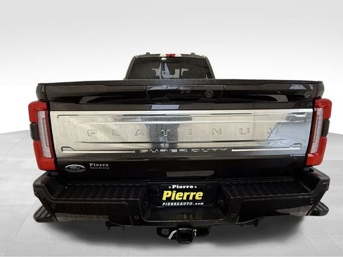 Certified 2025 Ford F450 Platinum w/ Platinum Plus Package image 3