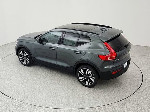 New 2026 Volvo XC40 B5 Plus w/ Climate Package AWD/4WD image 35
