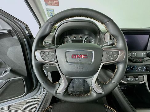 Used 2023 GMC Terrain AT4 image 34