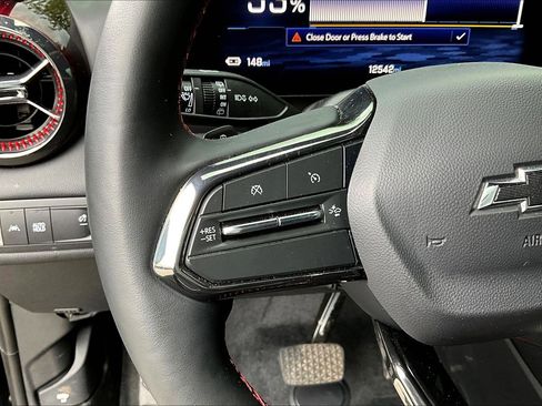 Used 2025 Chevrolet Blazer EV RS AWD/4WD image 10