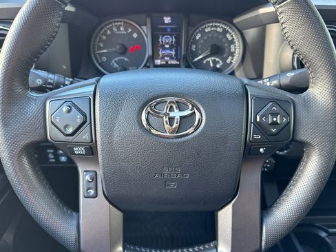 Used 2017 Toyota Tacoma TRD Off-Road RWD image 20