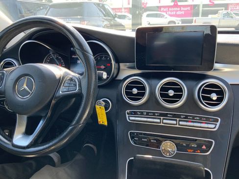 Used 2017 Mercedes-Benz C 300 Sedan image 22