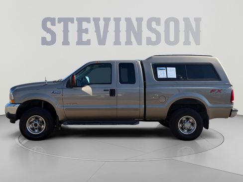 Used 2004 Ford F250 Lariat AWD/4WD image 2