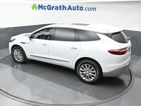Used 2021 Buick Enclave Premium w/ Sun and Sites Package image 29