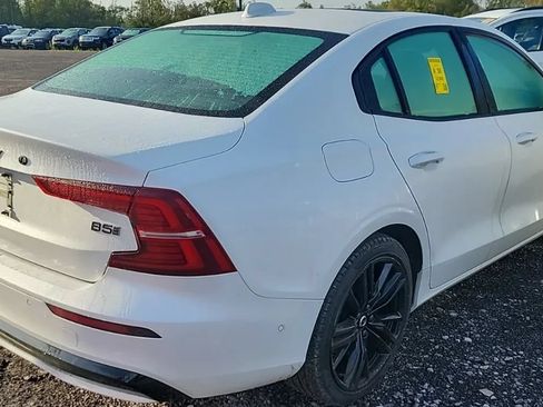Used 2024 Volvo S60 B5 Plus AWD/4WD image 4