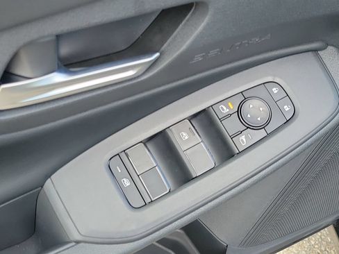 New 2026 Nissan Sentra SV w/ SV Convenience Package FWD image 25