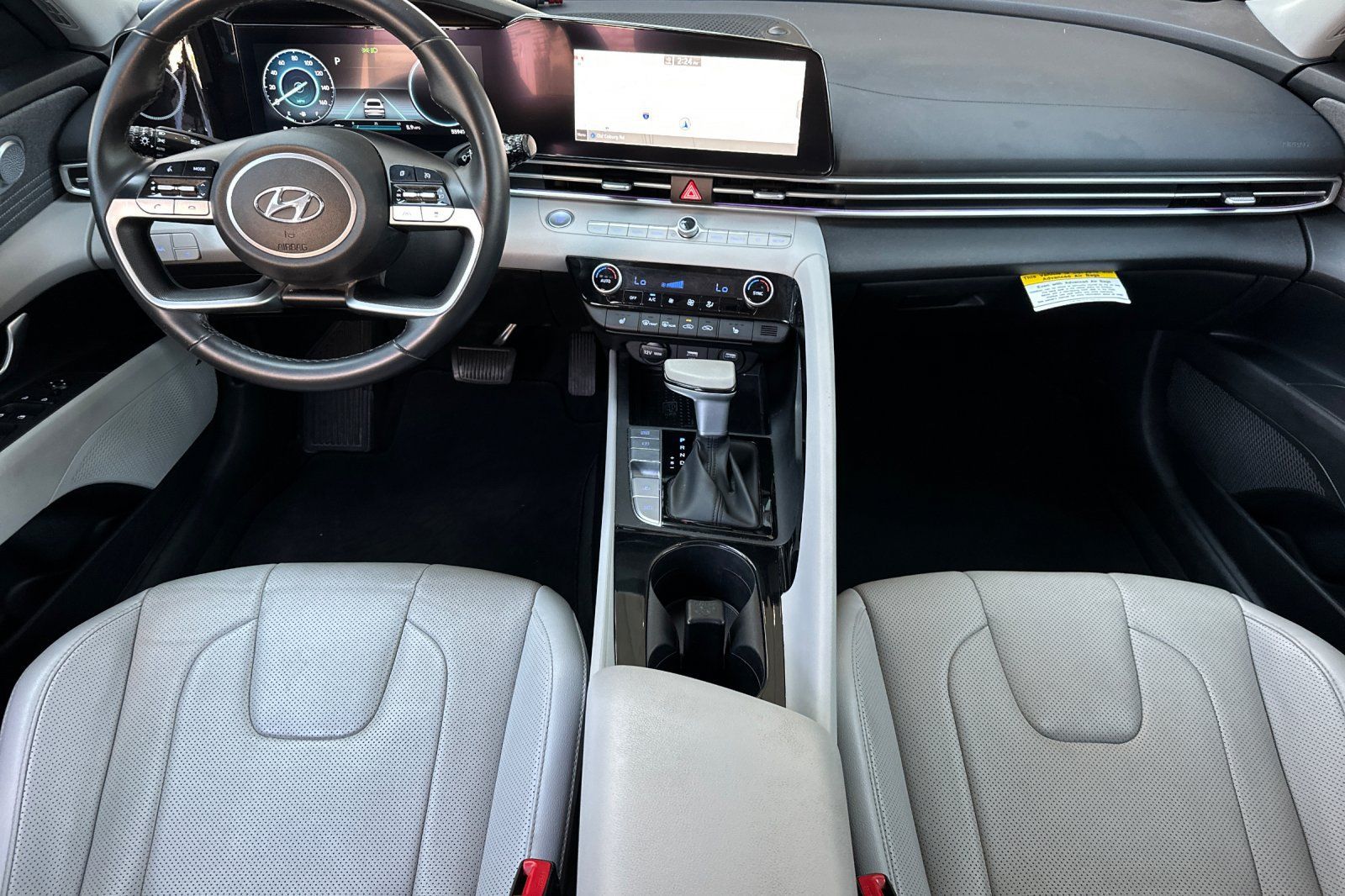 Used 2022 Hyundai Elantra Limited w/ Cargo Package FWD image 13