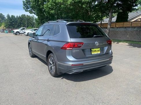 Used 2019 Volkswagen Tiguan SEL w/ 3rd Row Seat Package AWD/4WD image 3