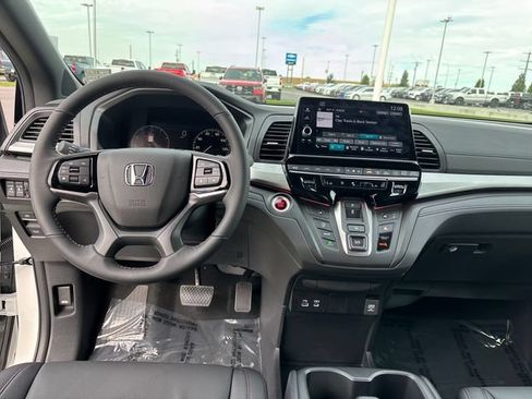New 2026 Honda Odyssey Sport-L image 12