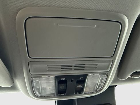 Used 2021 Honda Pilot Special Edition image 32