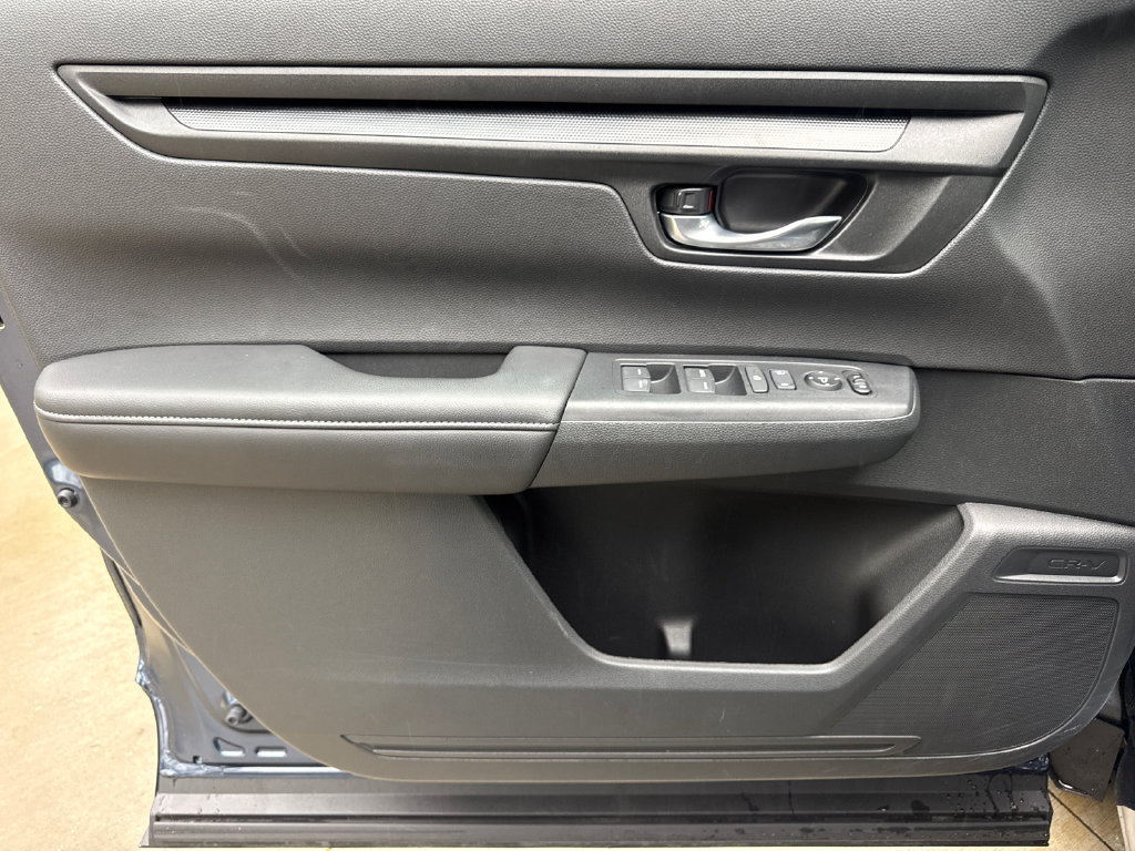 Certified 2025 Honda CR-V LX image 14