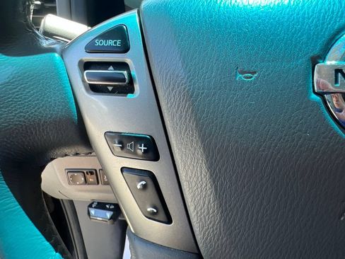 Used 2016 Nissan NV 3500 SL RWD image 12