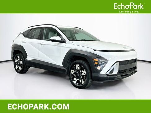 Used 2025 Hyundai Kona SEL AWD/4WD image 1