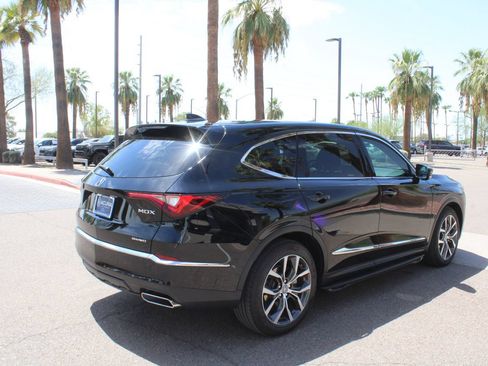 Used 2024 Acura MDX SH-AWD w/ Technology Package image 8