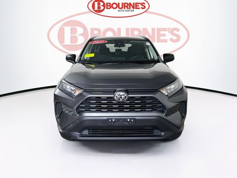 Used 2021 Toyota RAV4 LE w/ Carpet Mat Package (TMS) image 3