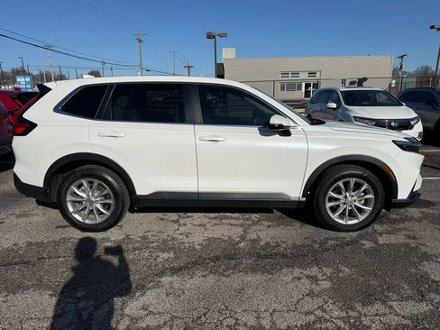 Used 2024 Honda CR-V EX-L image 4