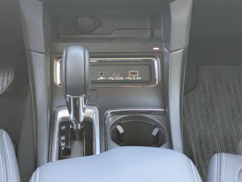 Certified 2023 Subaru Ascent Limited w/ Technology Package image 19